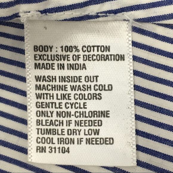 Crown & Ivy Stripe Blouse With Floral Embroidery Size Medium - Picture 9 of 10